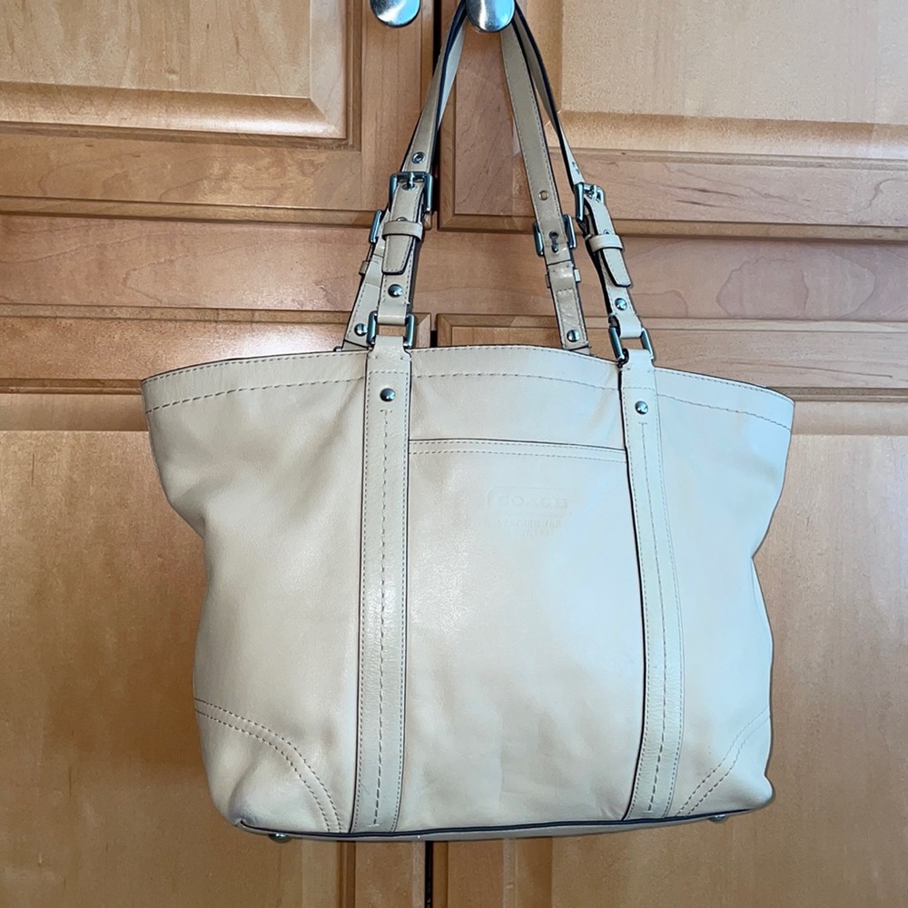 Coach 13098 Shoulder Bag